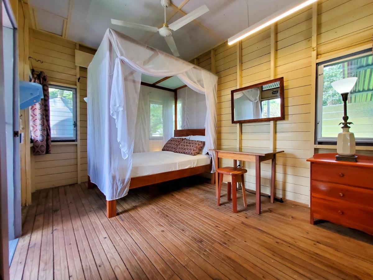 Lower Dover Jungle Lodge & Maya Ruins Unitedville Esterno foto