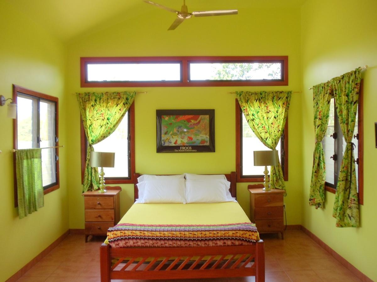 Lower Dover Jungle Lodge & Maya Ruins Unitedville Camera foto